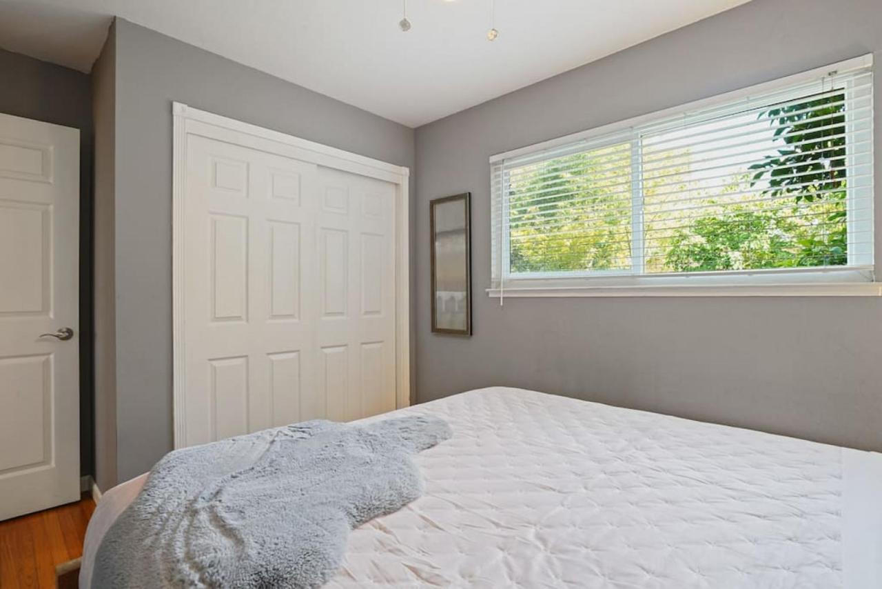 Riverview Huge Yard, Quiet Cul-de-sac, Perfect For Families